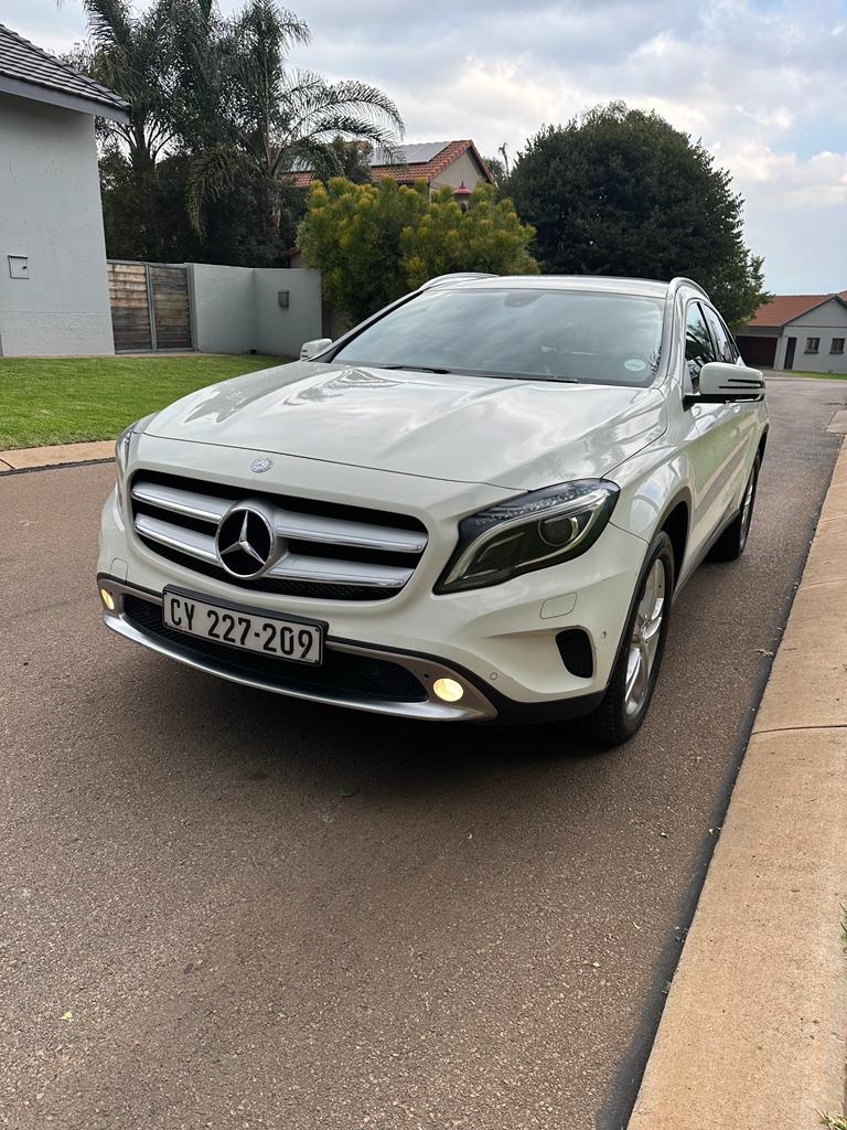 Mercedes-Benz GLA GLA200CDI Auto